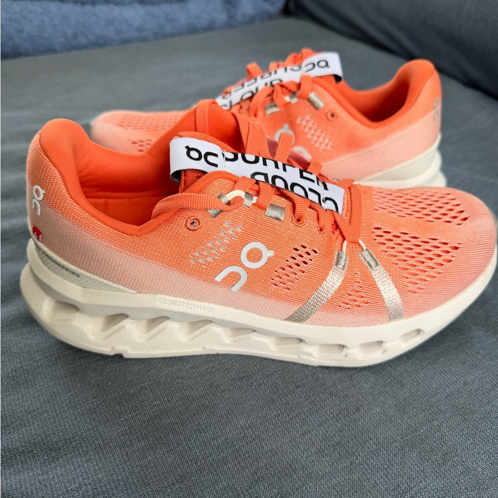 On Cloudsurfer Flame Coral Orange Running Women’s Size 7
